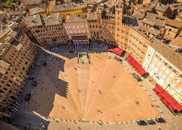 Palio di Siena, Piazza del Campo, Siena